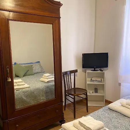 Domenico Paulis לינה וארוחת בוקר 3*